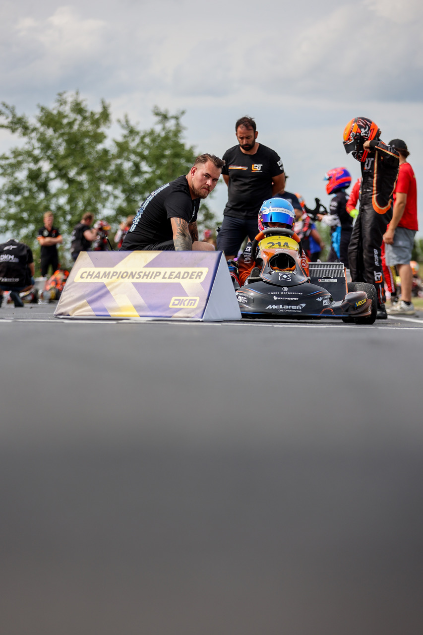 Henri Möhring führt die DKM OK-N Junior 2026 an – Championship Leader nach Cheb
