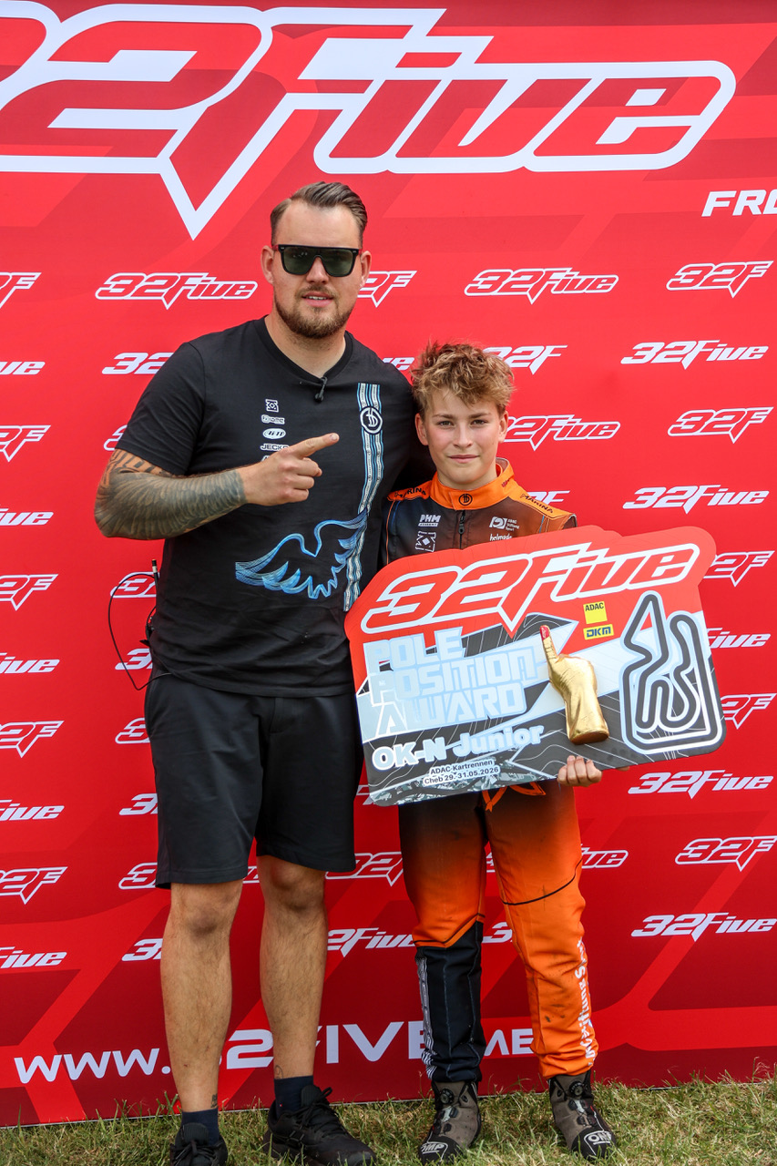 Henri Möhring mit dem Pole-Position-Award beim DKM-Lauf in Cheb 2026