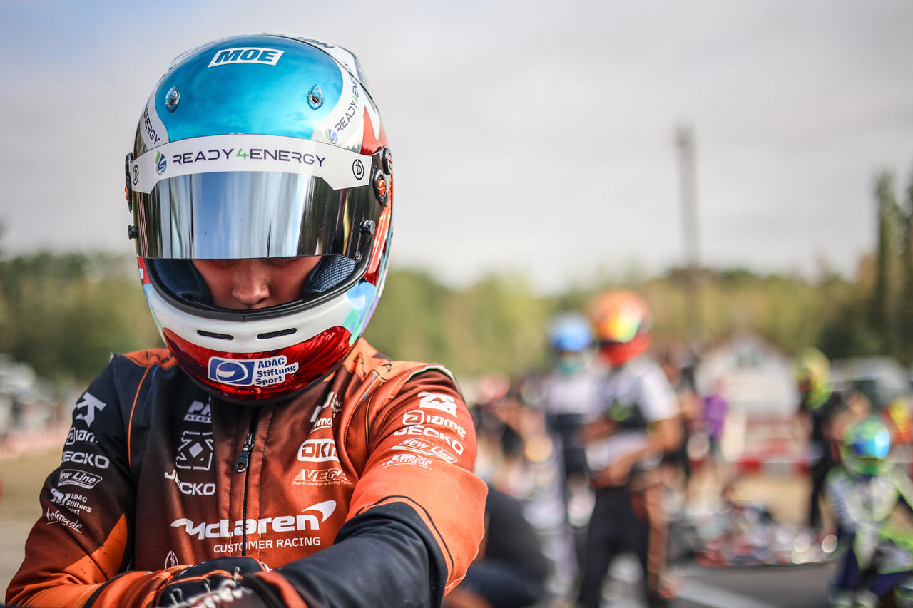 Henri Möhring mit dem ready4energy-Helm beim DKM-Lauf in Kerpen 2026
