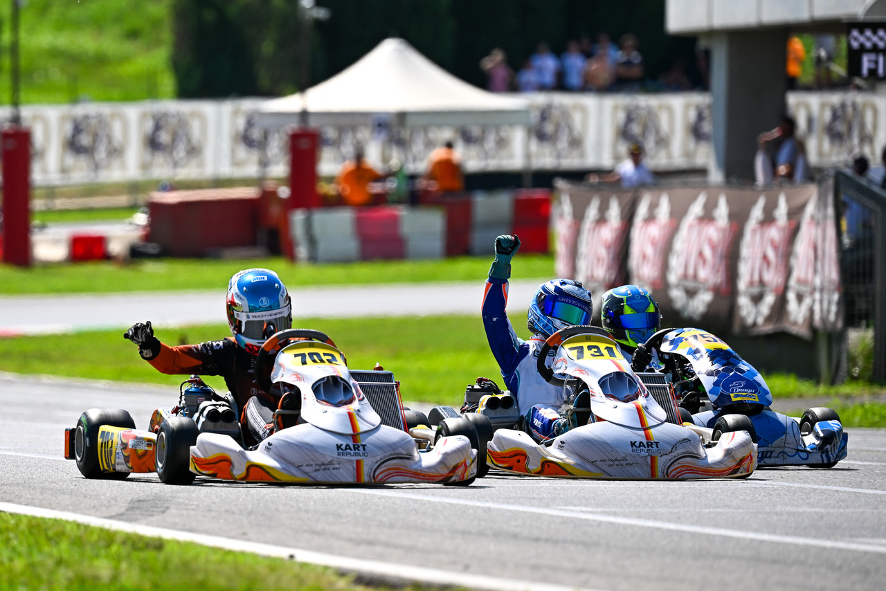 Fotofinish im Finale der OK-N Junior beim WSK Final Cup in Franciacorta 2026